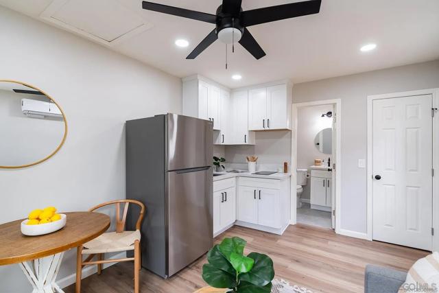 5270 Trojan Ave, San Diego CA: https://media.crmls.org/mediaz/50ed32ed-a355-4ef3-b3a4-f800b20a10fe.jpg