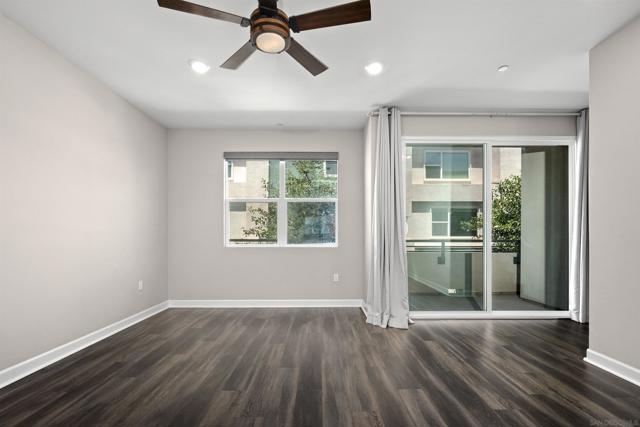 1951 Pavilion Lane, Chula Vista CA: https://media.crmls.org/mediaz/50ef0a1d-83bb-4deb-9fab-796ddd9a8e55.jpg