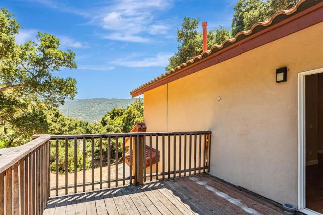 60 Toyon Way, Carmel Valley CA: https://media.crmls.org/mediaz/50ef17da-1a78-44b3-a436-bcbb32d091e4.jpg