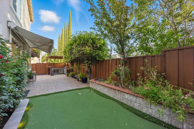 6751 Positano Lane, San Jose CA: https://media.crmls.org/mediaz/50ef7edb-1089-4753-9537-4c04a643f629.jpg