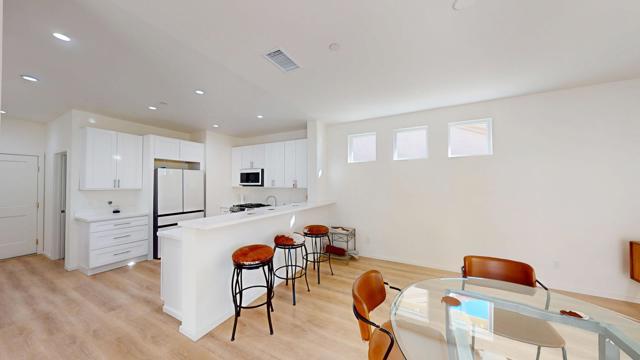 31105 Avenida La Gaviota, Cathedral City CA: https://media.crmls.org/mediaz/50efe762-11d7-4f2e-9981-dad0684541c2.jpg