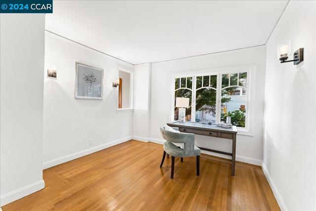 Image 21 of 60 For 900 Spruce Street