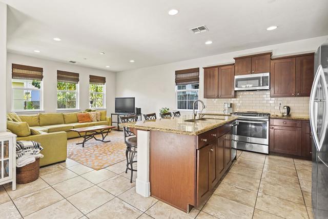 13326 Warren Avenue,  CA: https://media.crmls.org/mediaz/50f14c3c-97c3-4166-b649-c8c64f89d89d.jpg