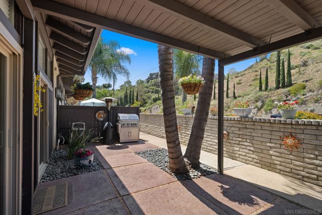 Image 2 for 3404 Oak Cliff Dr #9, Fallbrook, CA 92028