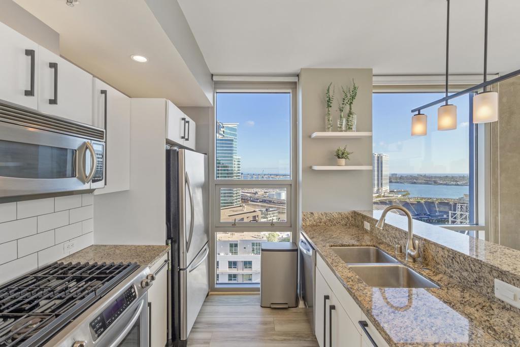 321 10th Ave - photo 12