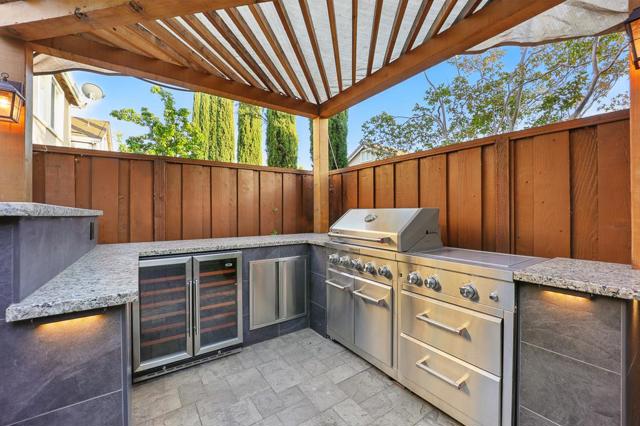 6751 Positano Lane, San Jose CA: https://media.crmls.org/mediaz/50f2400d-850a-495d-87ff-6e4260775458.jpg