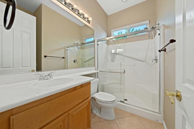 79862 Amora Drive, La Quinta CA: https://media.crmls.org/mediaz/50f2ae47-b192-423c-b1ee-86407c89cf2c.jpg