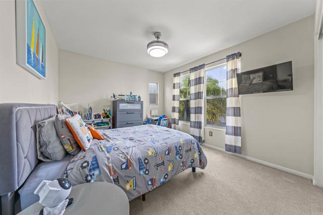 2194 Honeybee Street, Chula Vista CA: https://media.crmls.org/mediaz/50f38da8-293b-40e6-a0fb-6cf61857dc1e.jpg