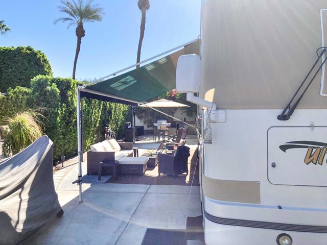 80394 Avenue 48, Indio CA: https://media.crmls.org/mediaz/50f3b358-0ec0-4dff-839a-a28c4e2004e1.jpg