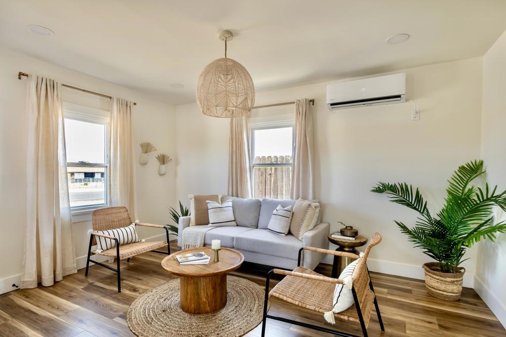 MLS #219138605DA image #3