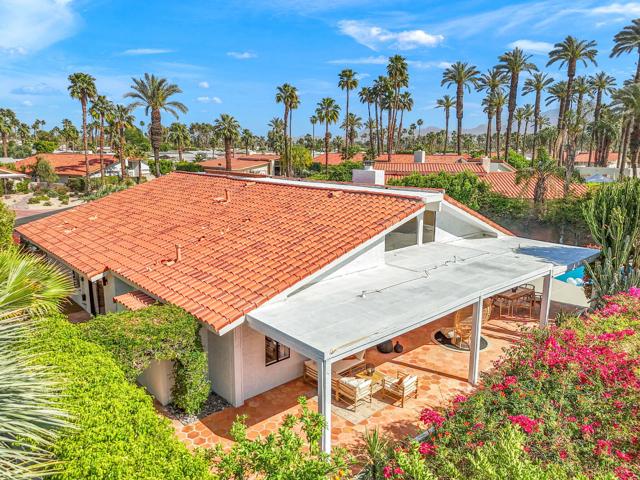 34 Lincoln Place, Rancho Mirage CA: https://media.crmls.org/mediaz/50f3d3c8-f007-4b88-abf7-adaace047ed3.jpg
