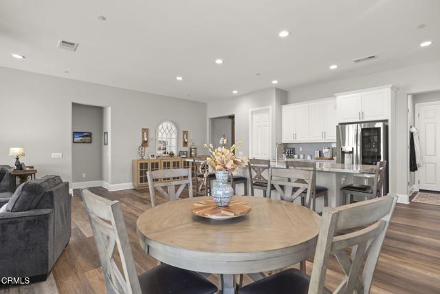 508 Autumn Path Lane, Santa Paula CA: https://media.crmls.org/mediaz/50f410fc-06cd-44af-befa-7c27924434e8.jpg