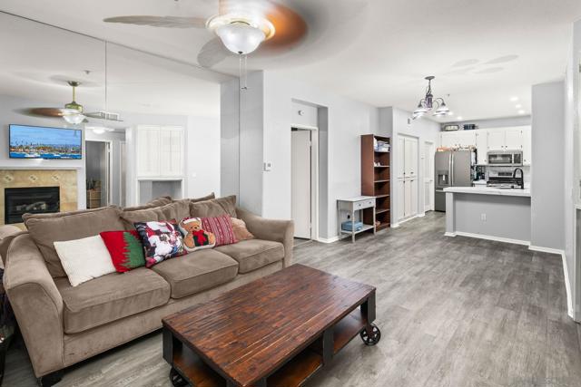 4475 Corona Borealis Dr., San Diego CA: https://media.crmls.org/mediaz/50f55835-b5c7-4670-a803-e519cff54d25.jpg