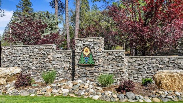 20944 Woodside Way, Groveland CA: https://media.crmls.org/mediaz/50f5d03e-3686-4b64-beb8-0494272c6204.jpg