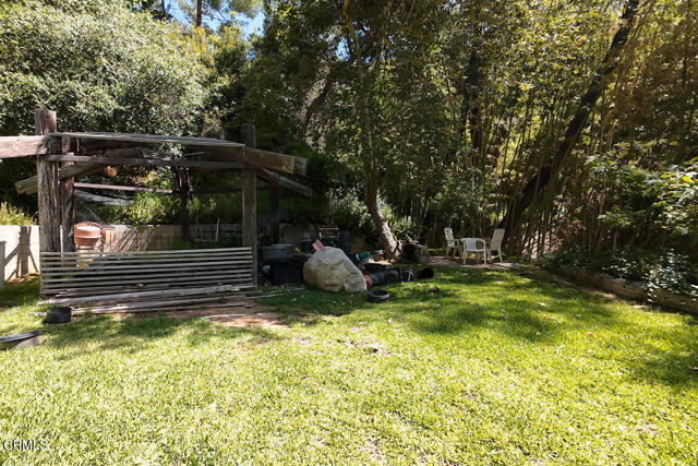 633 Norumbega Drive, Monrovia CA: https://media.crmls.org/mediaz/50f739a1-5c01-4766-a98c-4f60990047dc.jpg