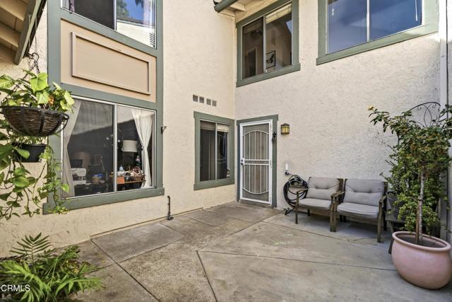 Detail Gallery Image 4 of 32 For 813 E Ponderosa Dr, Azusa,  CA 91702 - 4 Beds | 3 Baths