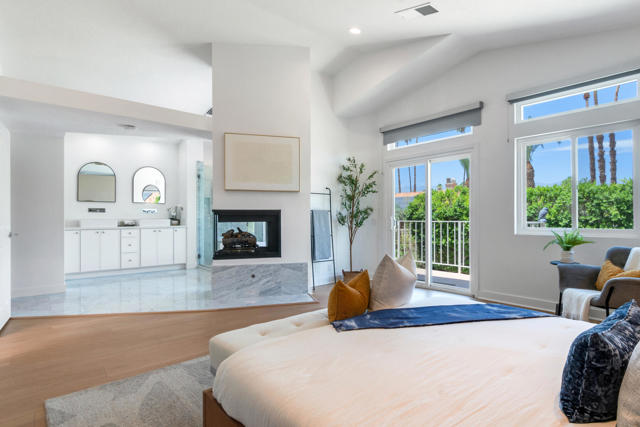 403 Cypress Point Drive, Palm Desert CA: https://media.crmls.org/mediaz/50f8085b-2dd3-46ed-8c14-1e78dc799daf.jpg