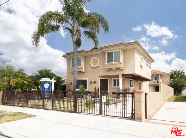 4535 W 168th Street, Lawndale CA: https://media.crmls.org/mediaz/50f94db9-a5f4-46c4-99fb-60be96888900.jpg