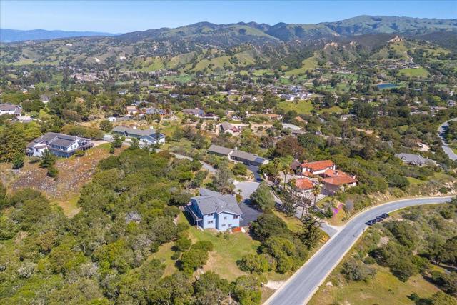24805 Corte Poco, Salinas CA: https://media.crmls.org/mediaz/50f94e7e-9135-4161-ab0e-5c301170087f.jpg