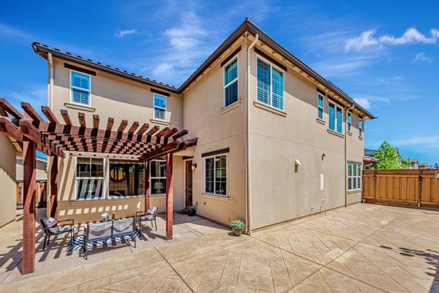 195 Peral Avenue, Morgan Hill CA: https://media.crmls.org/mediaz/50f976b5-c353-4110-9c3d-7a5dc5650b07.jpg