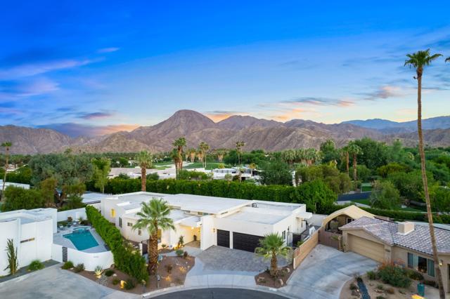 74775 Del Coronado Drive, Palm Desert CA: https://media.crmls.org/mediaz/50f9b010-7c59-4b3e-b5a3-3b4bea7de6bf.jpg