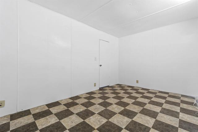 Detail Gallery Image 12 of 29 For 12044 Royal Rd #93,  El Cajon,  CA 92021 - 2 Beds | 1 Baths
