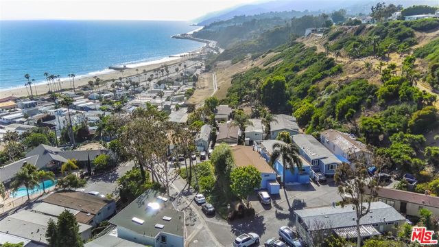 4 Kiki, Pacific Palisades, California 90272, 2 Bedrooms Bedrooms, ,2 BathroomsBathrooms,Residential,For Sale,Kiki,24409133