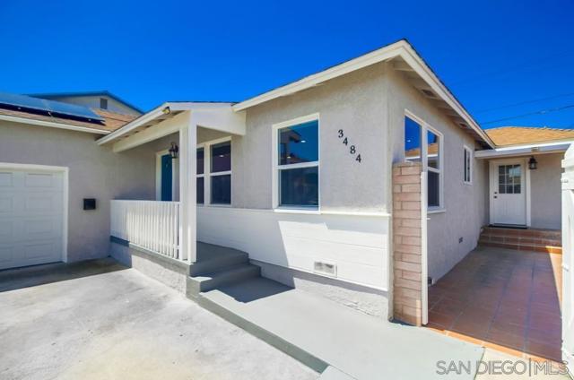 3484 Armstrong St, San Diego CA: https://media.crmls.org/mediaz/50fa5928-7512-4368-b62f-3ed929a0f503.jpg