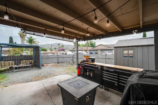 8713 15 Central Way, Spring Valley CA: https://media.crmls.org/mediaz/50fb9b8d-30a5-46ac-a65b-3f6d1415e35e.jpg
