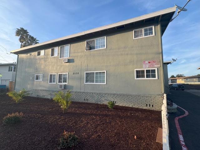 Image 6 of 13 For 2131 Marlboro Court