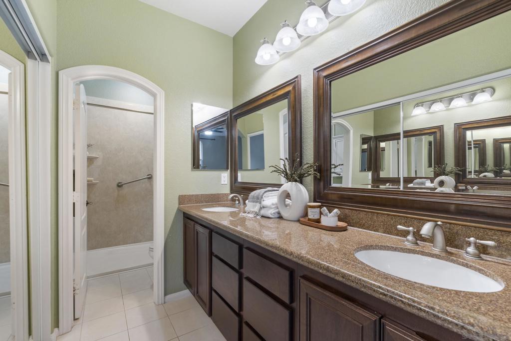 2768 Villas Way - photo 16