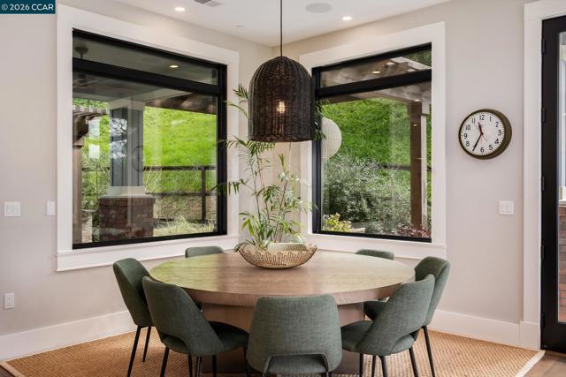 Image 14 of 59 For 401 Legacy Dr