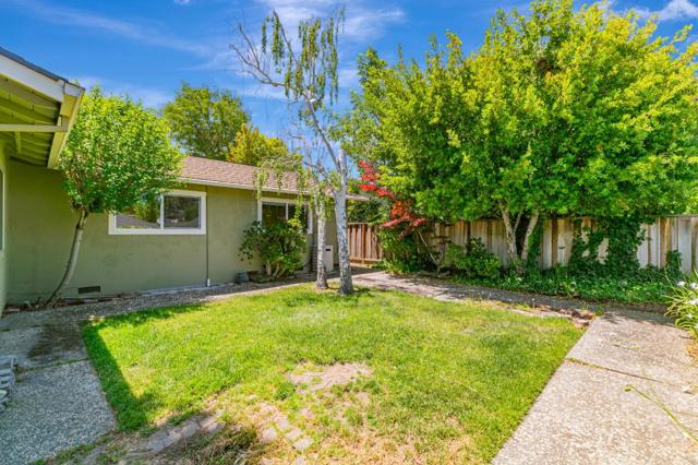 3739 Swallow Way, Santa Clara CA: https://media.crmls.org/mediaz/51012b65-7c83-4b7b-8b6d-d6b2dd55038b.jpg