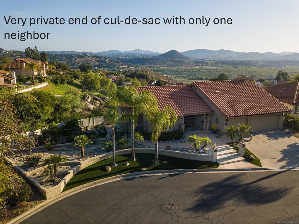 3933 Pinnacle Pl