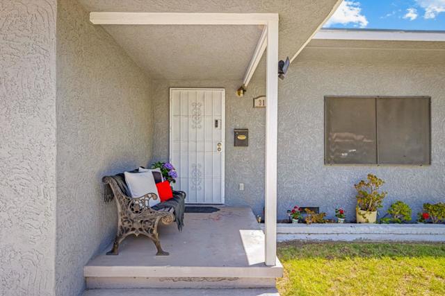 312 Oakshire Avenue, Modesto CA: https://media.crmls.org/mediaz/51013c5e-1475-41df-944a-88c7bade828d.jpg