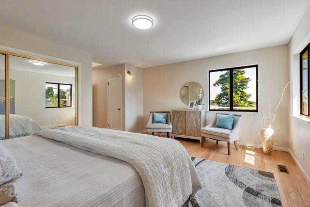 3709 Kenwood Avenue, San Mateo CA: https://media.crmls.org/mediaz/51017b79-ad98-4d47-906d-ff7d9f81222f.jpg