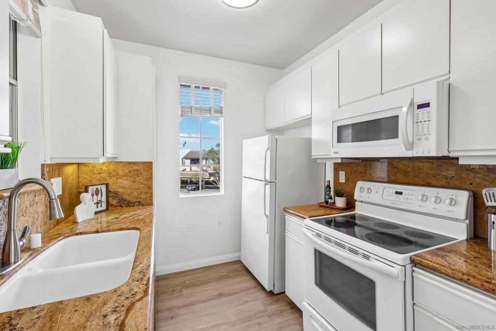 10878 Sabre Hill Dr. - photo 12