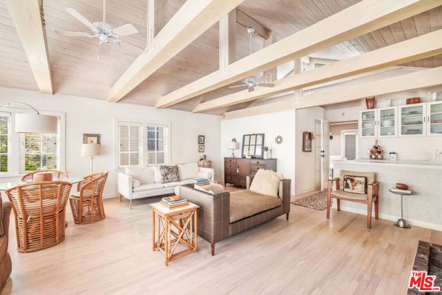1315 N Beverly Glen Boulevard, Los Angeles CA: https://media.crmls.org/mediaz/51057da8-ed4f-4b73-b27d-8c2ed6c9aa24.jpg