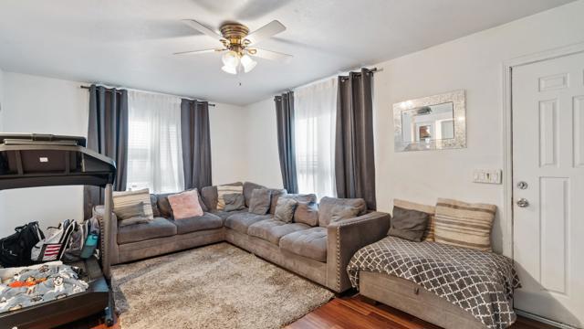 Image 6 of 13 For 2626 Coronado Ave Avenue 7
