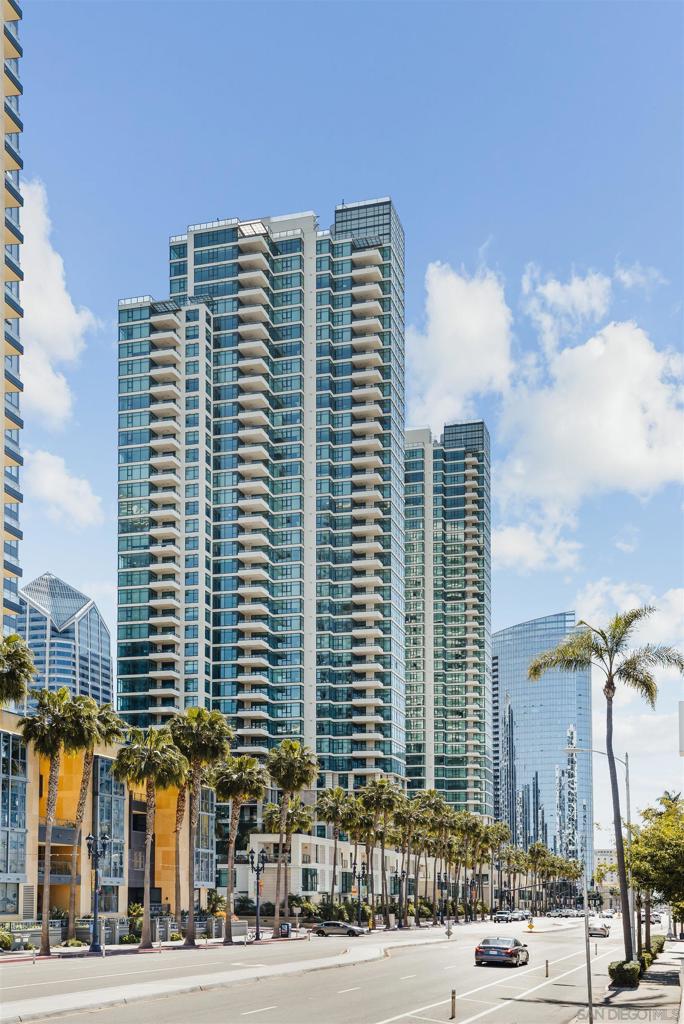 1199 Pacific Hwy #2301