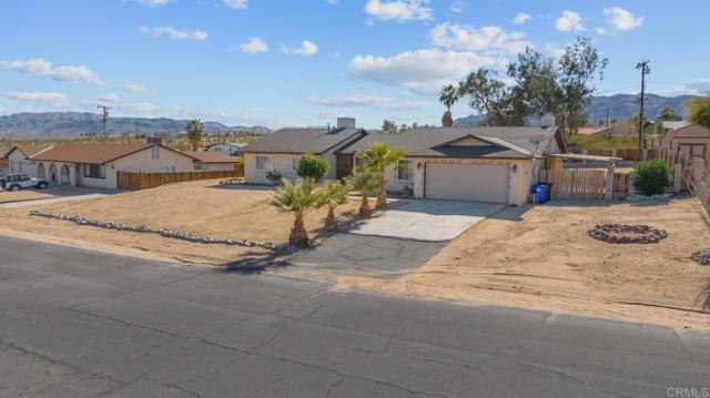Detail Gallery Image 36 of 46 For 73853 Playa Vista Dr, Twentynine Palms,  CA 92277 - 3 Beds | 2 Baths