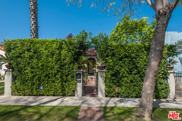 8727 BONNER Drive, West Hollywood, CA 90048 Listing Photo  3