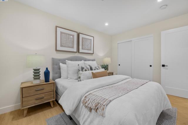474 Oliver St, Milpitas CA: https://media.crmls.org/mediaz/510770c0-7697-4cd2-aa13-901548084c46.jpg