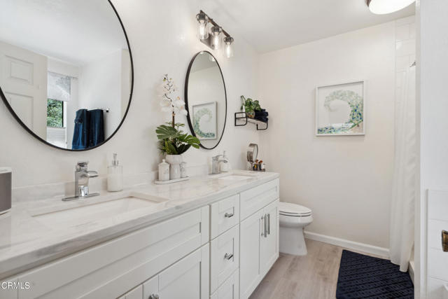 6378 Lada Avenue, Camarillo CA: https://media.crmls.org/mediaz/5107e55f-9156-4fe7-bfc7-2ce90a1d4733.jpg