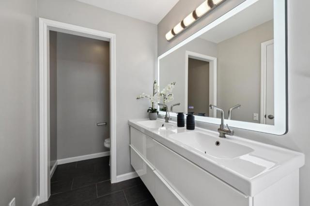 644 Portofino Lane, Foster City CA: https://media.crmls.org/mediaz/5108b6c3-0d6e-4069-af10-38c3a4313724.jpg