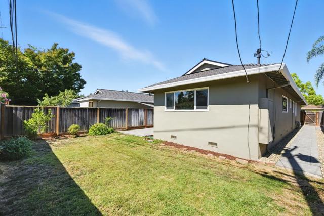 926928 Goodwin Avenue, San Jose CA: https://media.crmls.org/mediaz/51097279-9516-498d-979a-7c2bcda5848b.jpg