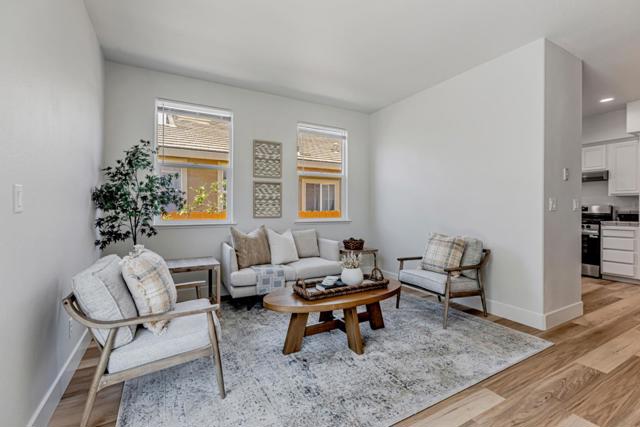 864 Powell, Hollister CA: https://media.crmls.org/mediaz/510a4765-5805-49f4-a414-9c27bfcc0dcf.jpg