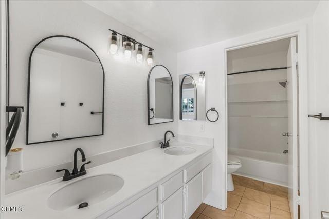 3630 Dallas Drive, Oxnard CA: https://media.crmls.org/mediaz/510aeff2-0782-4f5a-bc38-10864adf66c9.jpg