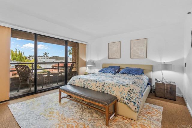 230 W Laurel Street, San Diego CA: https://media.crmls.org/mediaz/510b6ce1-cb8c-41e0-beec-7f901127005e.jpg