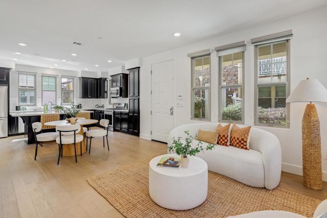 14 Catania, Fremont CA: https://media.crmls.org/mediaz/510b8e1b-bad1-405c-942b-f23e1033661b.jpg